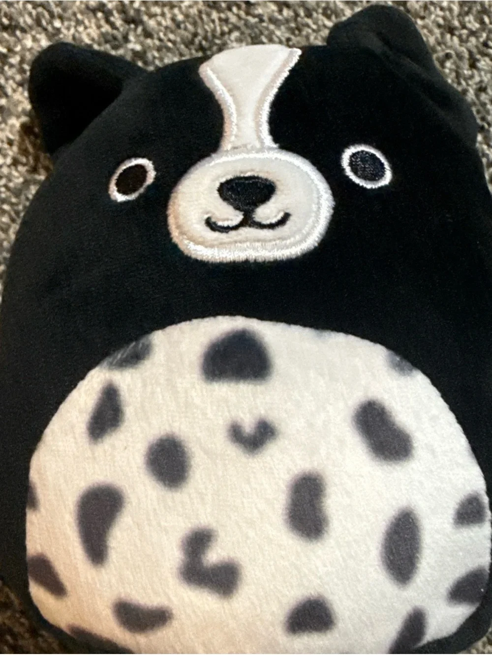 Squishmallows Monty The Black And White Border Collie 5